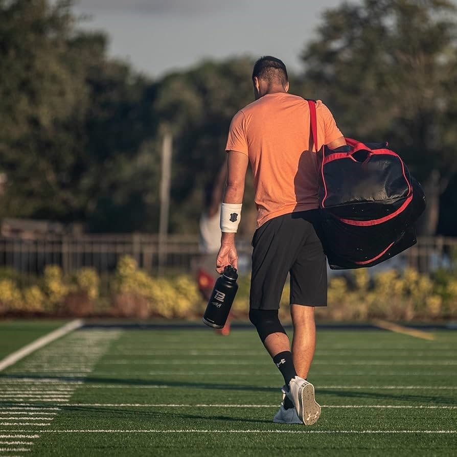 Hydration and Peak Performance: Key Insights from Tom Brady
