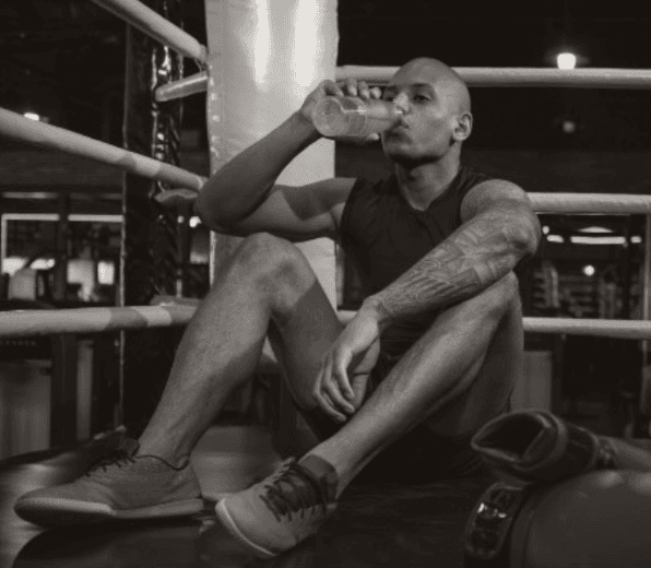 How Much Water Should a Fighter Drink Daily?